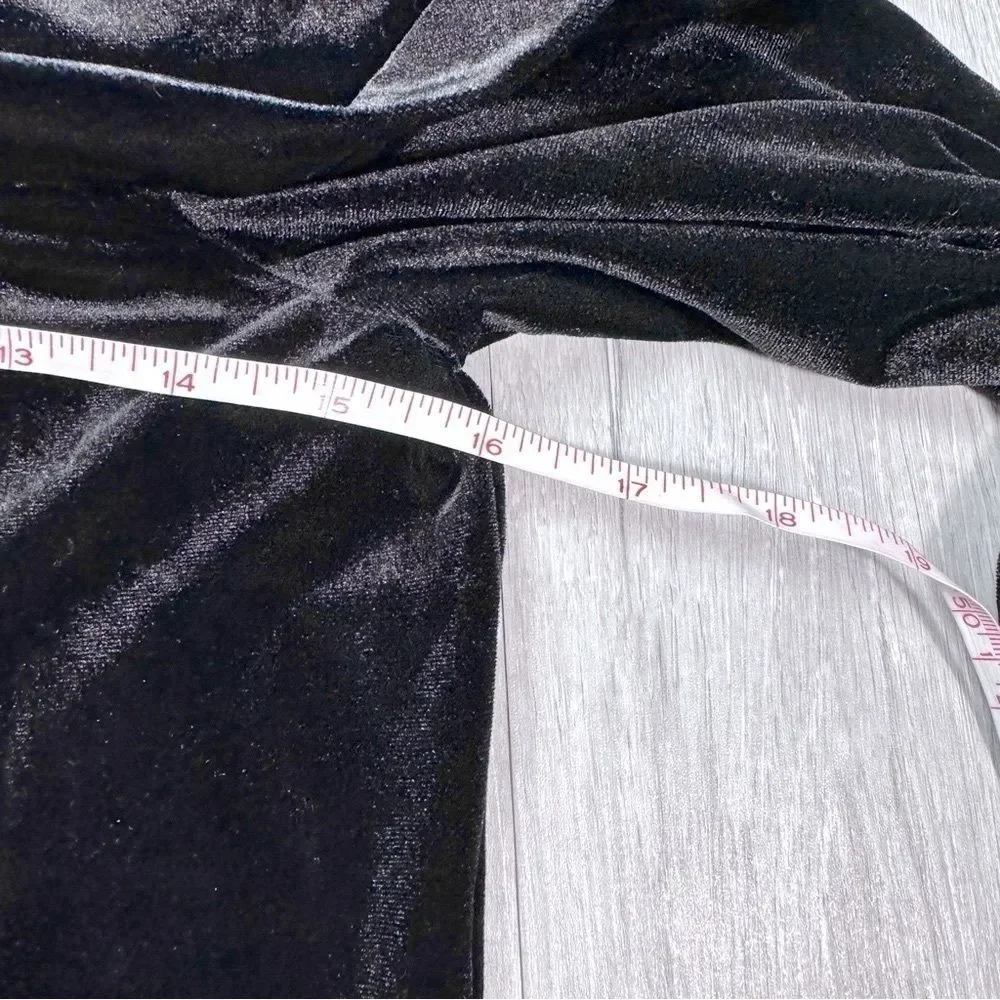 Ralph Lauren Women's XS NWT Black Velvet Off The Shoulder Long Sleeve Top New - Picture 4 of 6